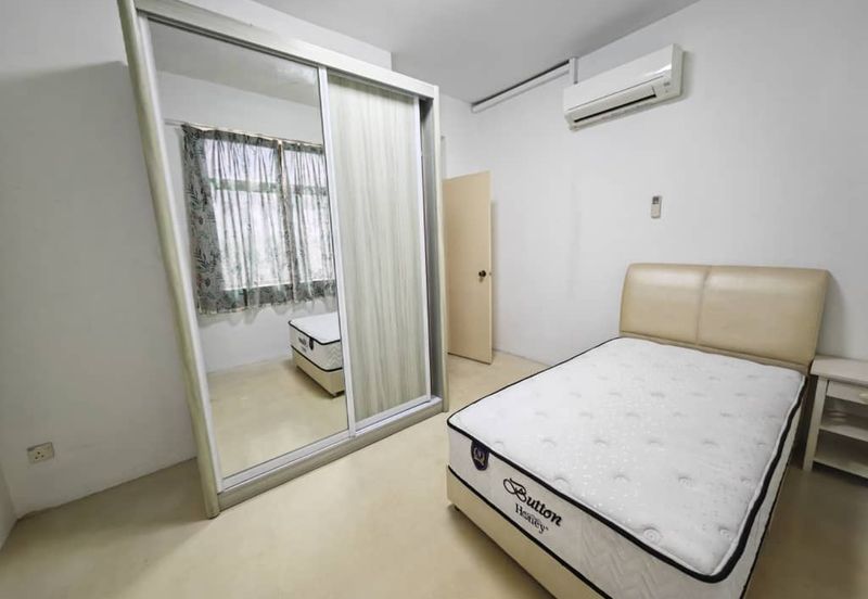 Aloha Tower Condominium