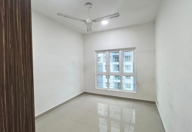 Seasons Luxury Apartments @ Amara Larkin