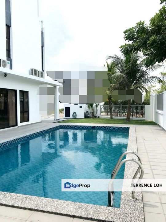 Corner Cluster with swimming pool, Johor, 