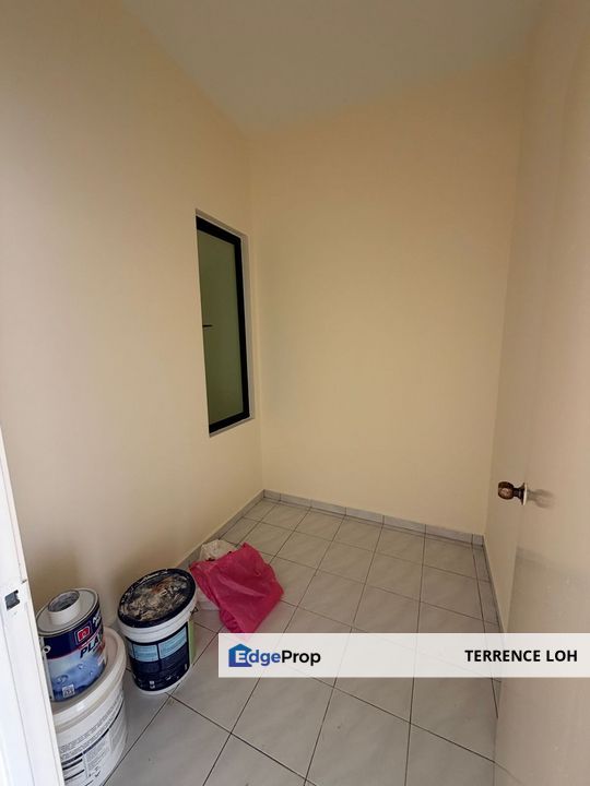 Affordable selling price with good access to Lotuss, McD and Hutan Bandar, Johor, Skudai