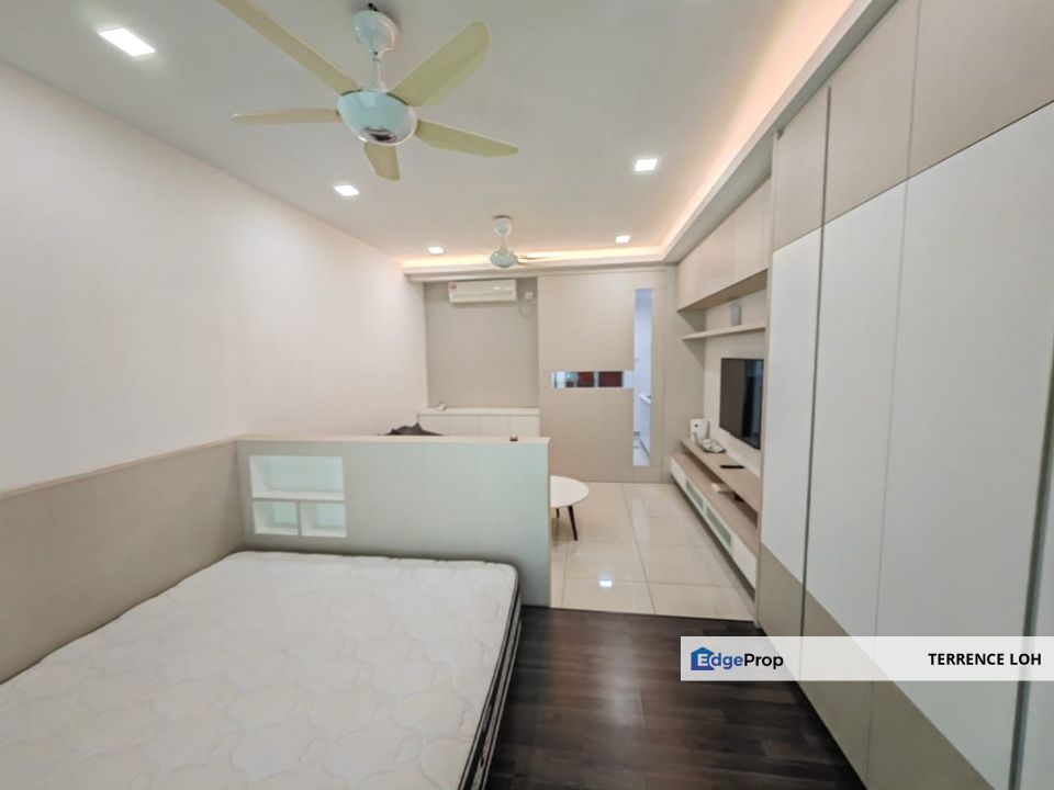 Tastefully renovated studio with good access to Pasir Gudang Highway, Johor, Masai