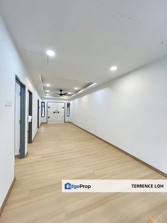 Tastefully renovated low cost within matured areas, Johor, Kulai