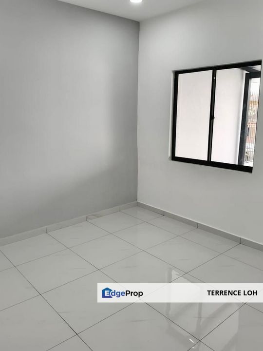 Strategically located next o Paradigm Mall, Johor, Johor Bahru