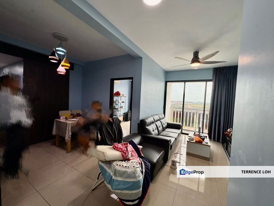 Good access to Pasir Gudang highway and well known hyper market , Johor, Masai