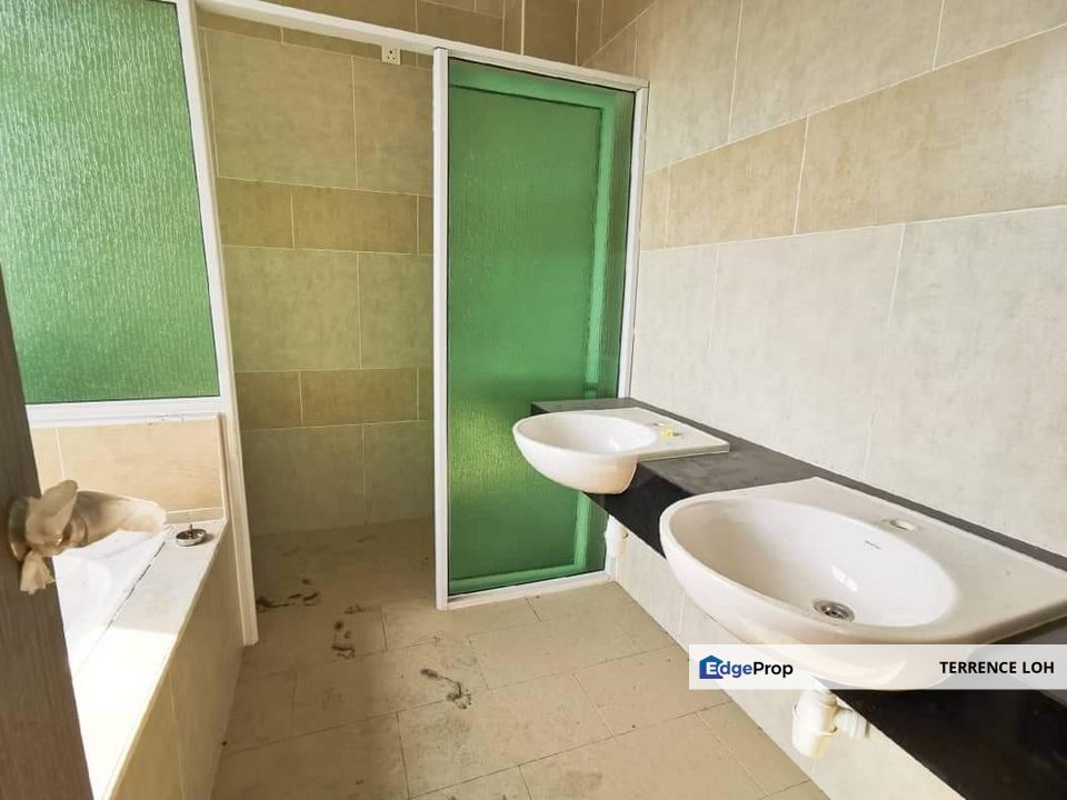 Well worth to buy Semi D at a rising prime location, Johor, Kulai