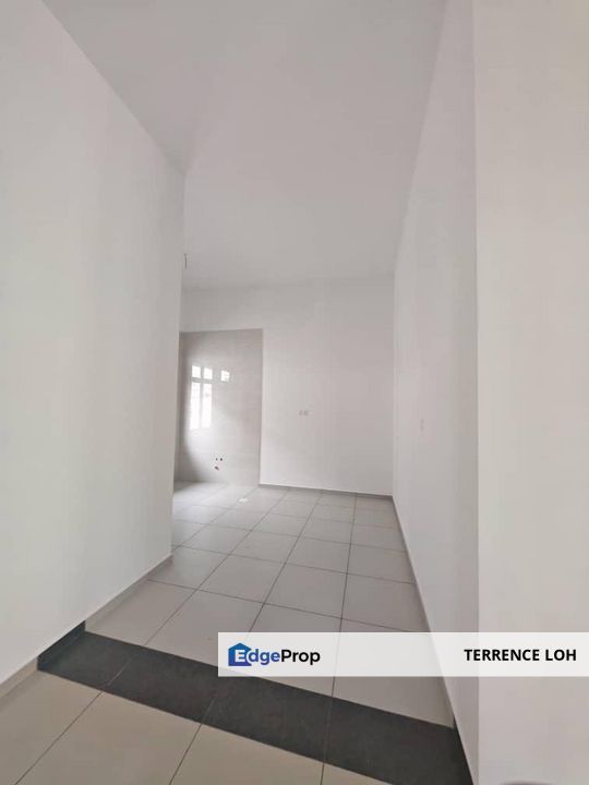 Huge side land Semi D , Johor, Kulai