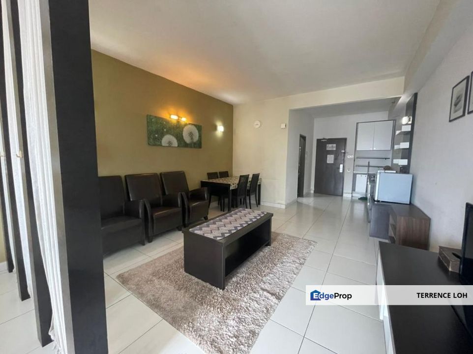 Nicely renovated with good access to CIQ, Johor, Johor Bahru