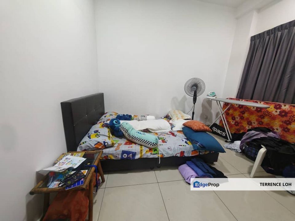 Good access to JB downtown and CIQ, Johor, Johor Bahru