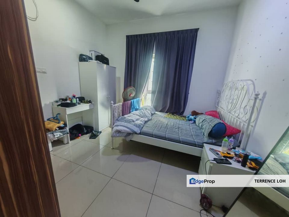 Good access to JB downtown and CIQ, Johor, Johor Bahru