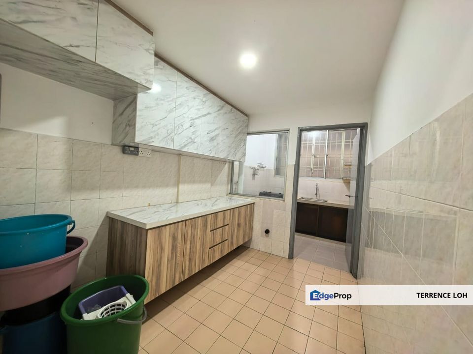 Nice access to Permas Jaya and JB downtown, Johor, Johor Bahru