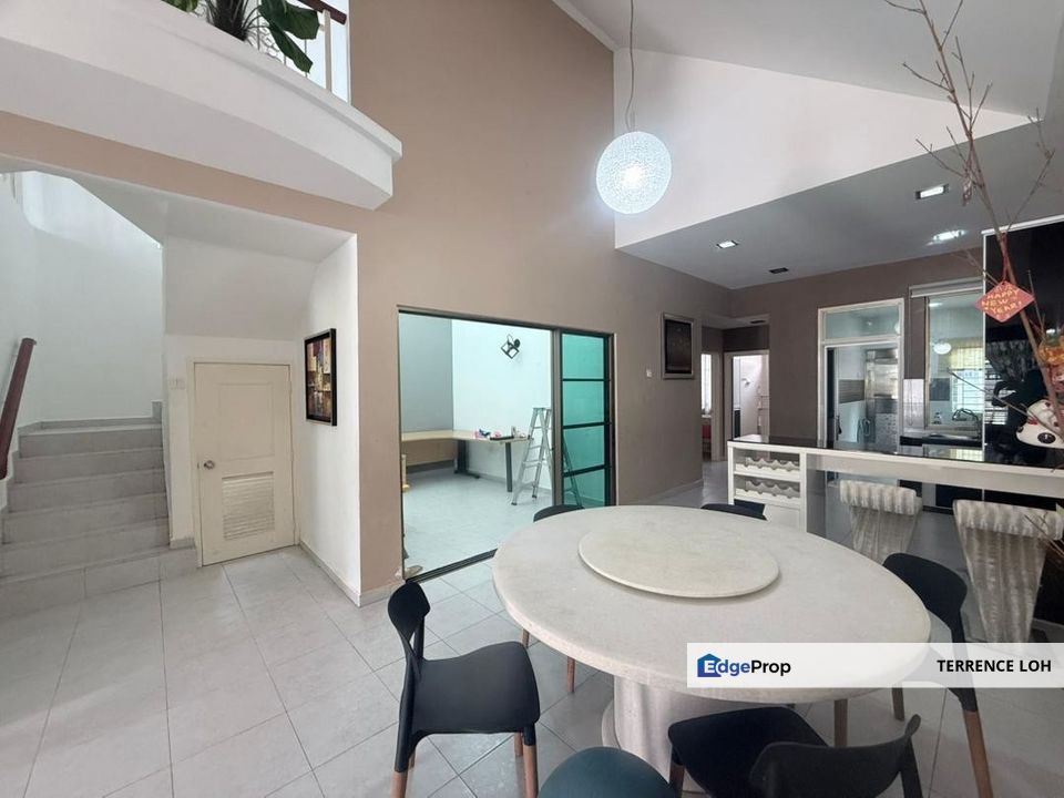 Strategically located with good access to Chinese Primary School, entrance to PLUS highway and Jalan Skudai, Johor, Skudai