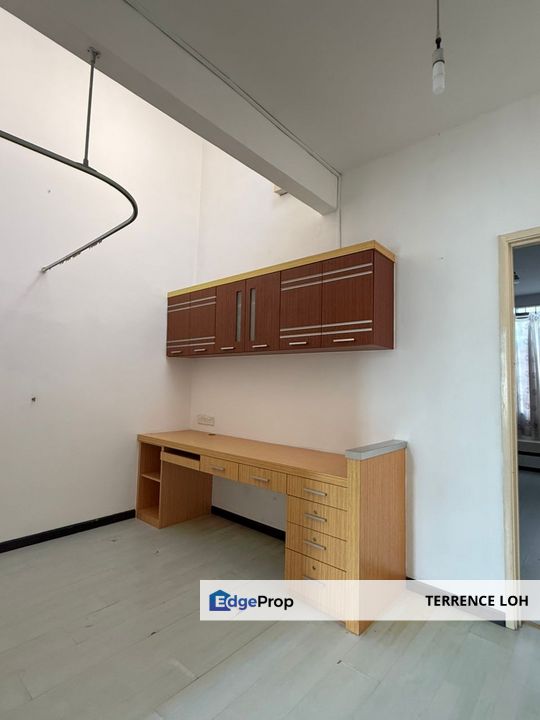 Tastefully renovated with good access to daily necessities, Johor, Johor Bahru
