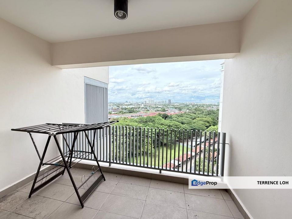 Tastefully renovated, ready move in condition, Johor, Johor Bahru