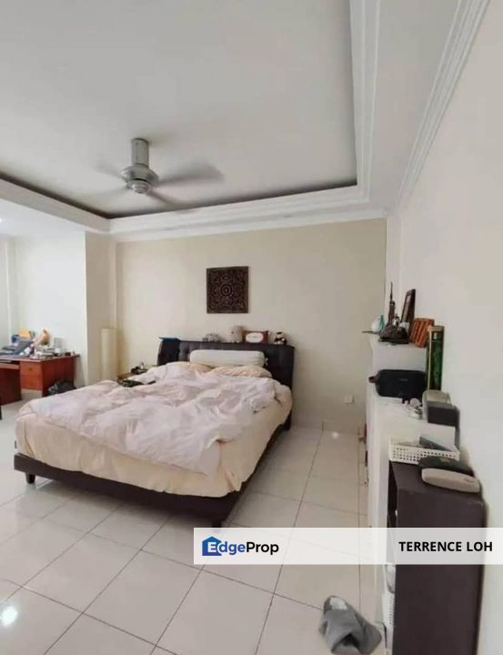 Tastefully renovated terrace house , Johor, Kulai