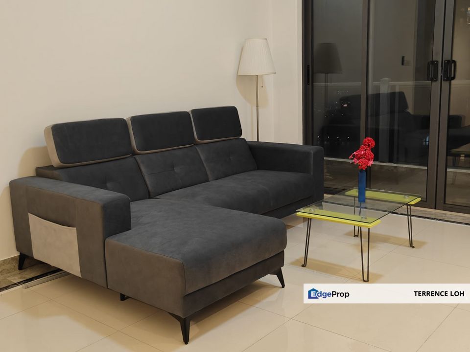 Sea view unit with walking distance to CIQ, Johor, Johor Bahru