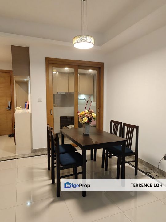 Sea view unit with walking distance to CIQ, Johor, Johor Bahru