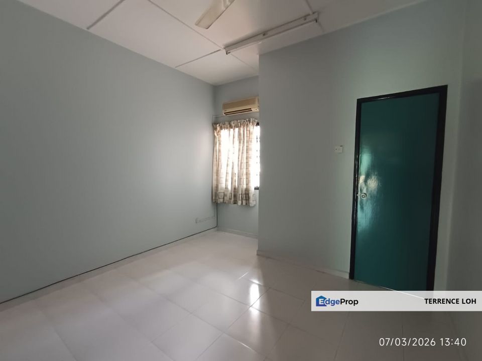 Park facing terrace house, ready for move in , Johor, Kulai