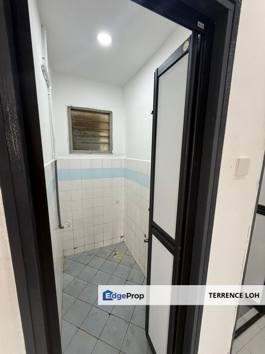 Good access to CIQ and JB downtown, Johor, Permas Jaya/Senibong