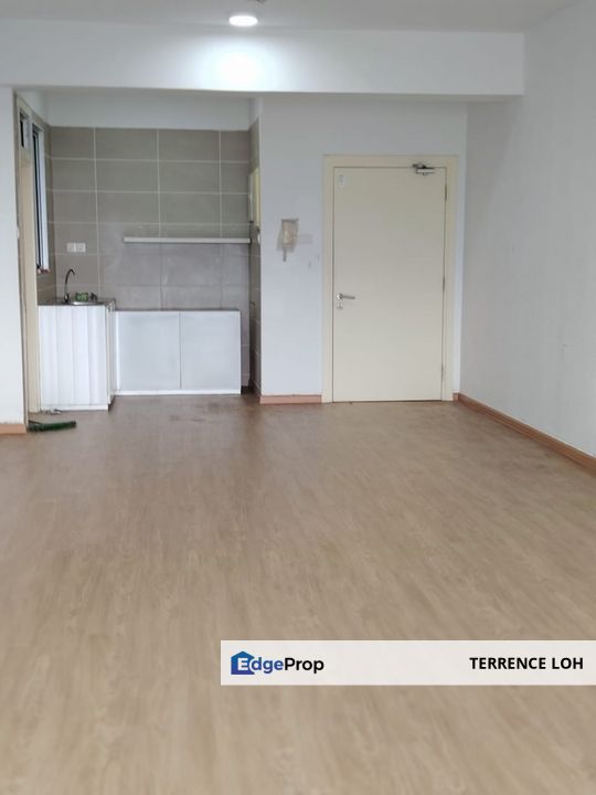 Strategically located at the heart of JB city center, Johor, Johor Bahru