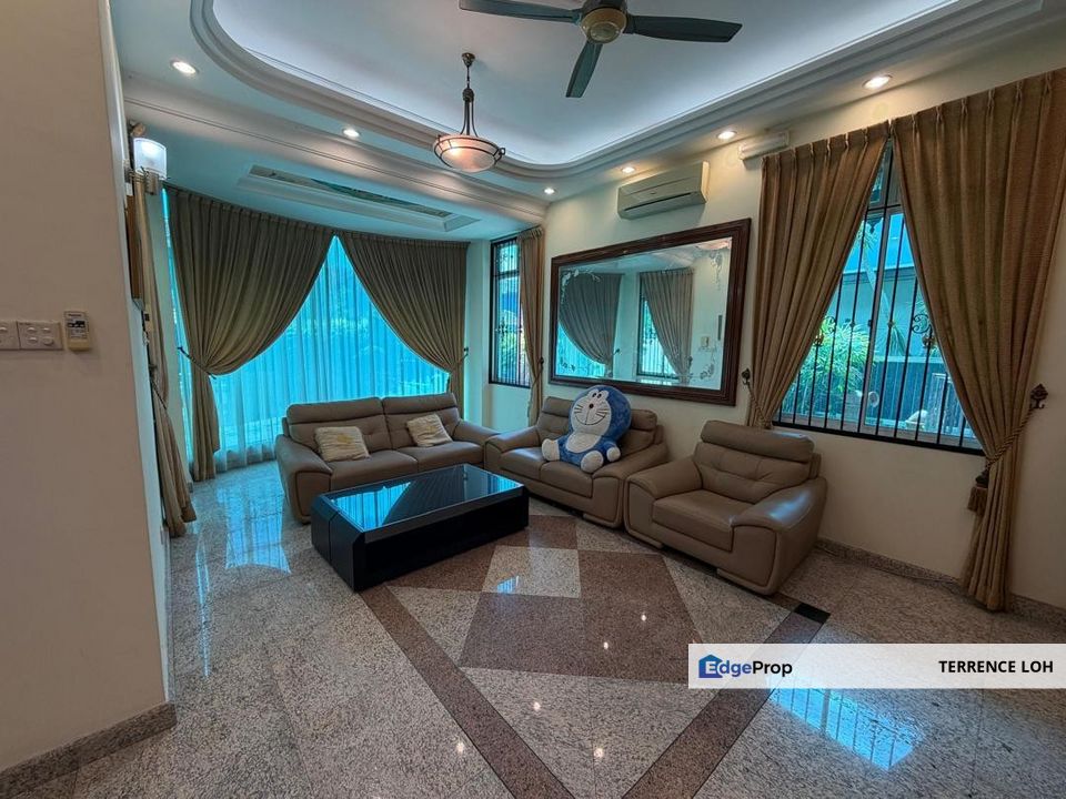 Tastefully renovated terrace house at matured residential area, Johor, Johor Bahru