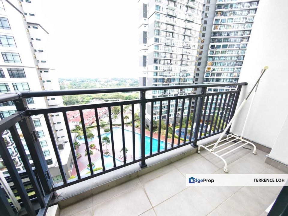 Close distance to EDL and next to Tmn Molek, Johor, Johor Bahru