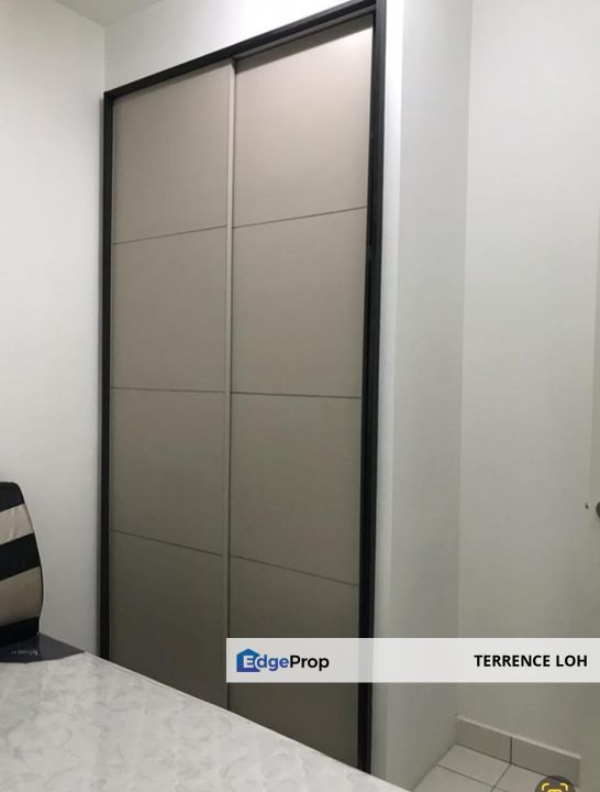 Fully furnished high level condo at Sky Peak, Johor, Setia Tropika