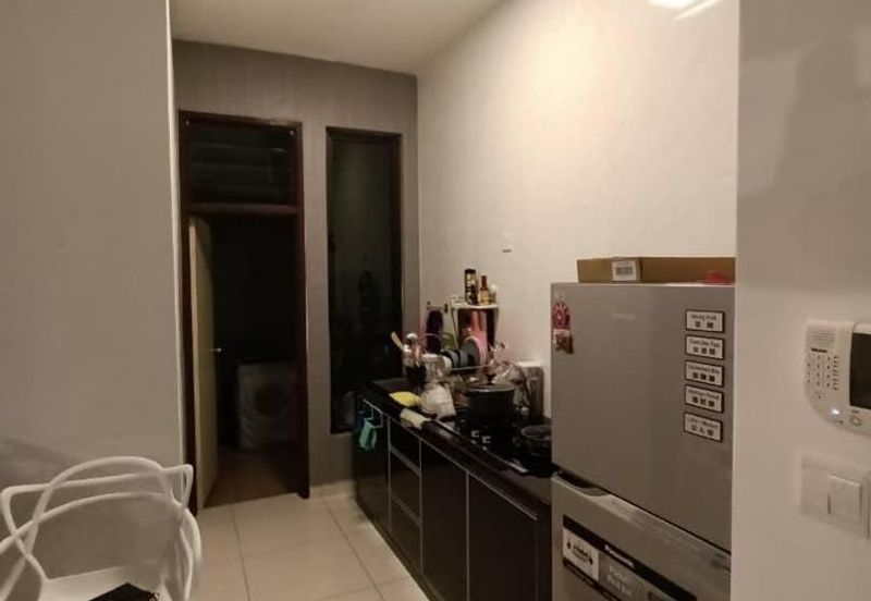 D'Summit Residences @ Kempas Utama