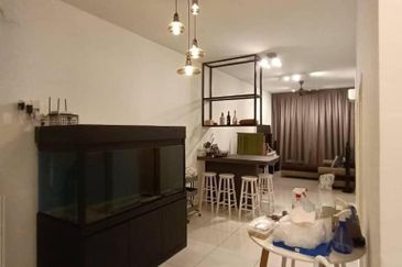 D'Summit Residences @ Kempas Utama