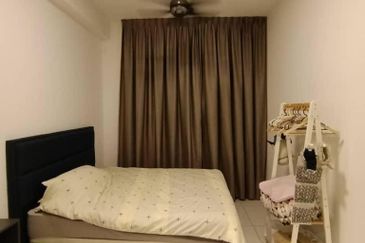 D'Summit Residences @ Kempas Utama