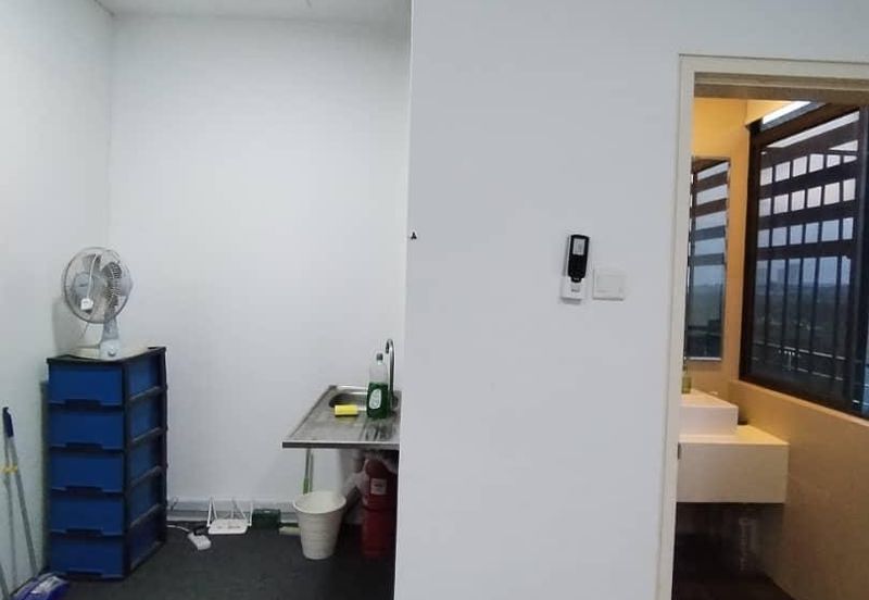 Fully furnished office for rent