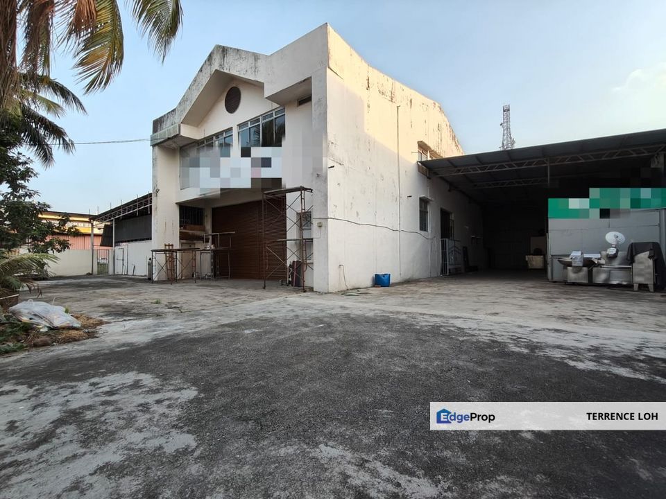 Corner semi d factory at Taman Universiti for Rental @RM13,500 By ...