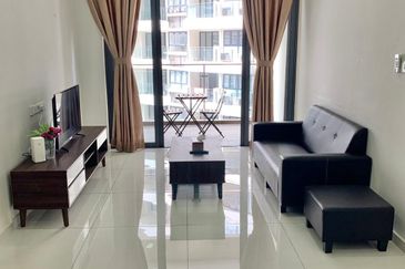 Baypoint @ Country Garden Danga Bay