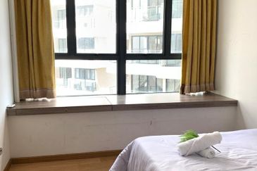 Baypoint @ Country Garden Danga Bay