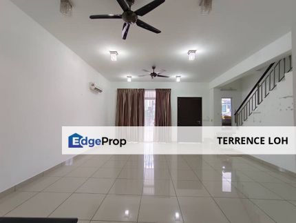 Superlinked terrace huge built up, Johor, 