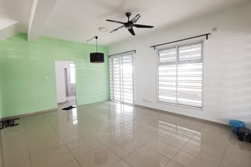 Corner terrace within a gated & guarded prescint