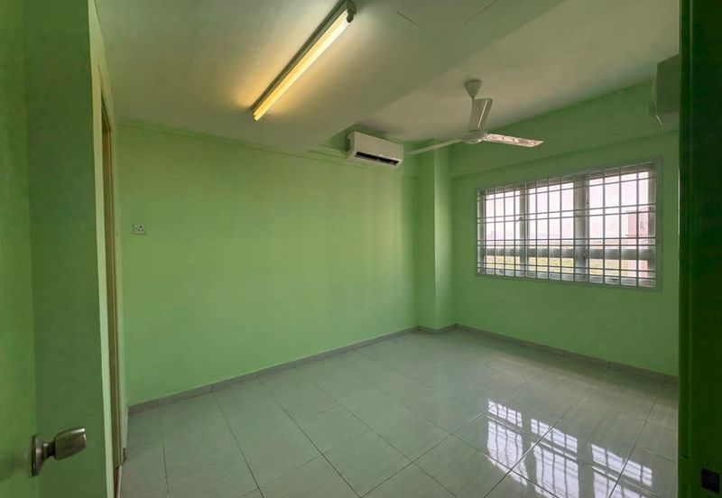 Dwi Mahkota Condominium