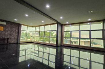 Nusa Cemerlang Industrial Park