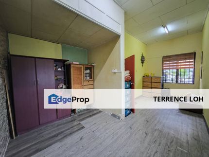 Huge land bungalow at town area, Johor, Johor Bahru