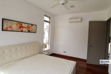 The Canal Garden South, Horizon Hills