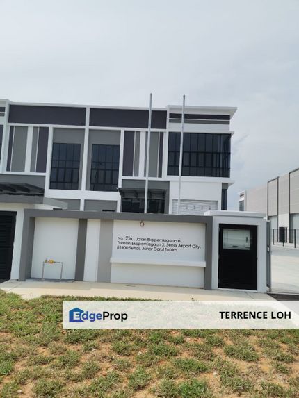 Cluster factory with office partition, Johor, Senai