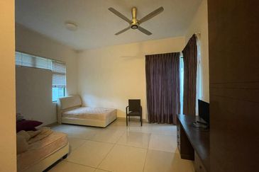 Corner, unblocked golf view bungalow 