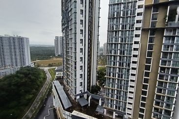 Grand Medini
