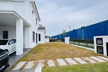 [Coner Unit] Eco World Harizon Camdon for Sale