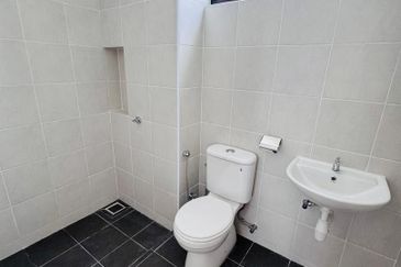 [Coner Unit] Eco World Harizon Camdon for Sale