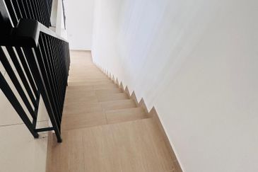 [Coner Unit] Eco World Harizon Camdon for Sale