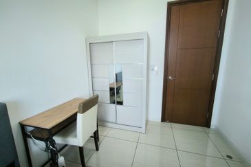 Queens Residences @ Queens Waterfront