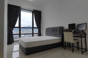 Queens Residences @ Queens Waterfront