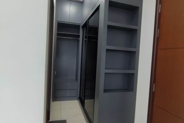 Queens Residences @ Queens Waterfront