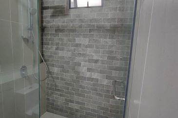 Queens Residences @ Queens Waterfront