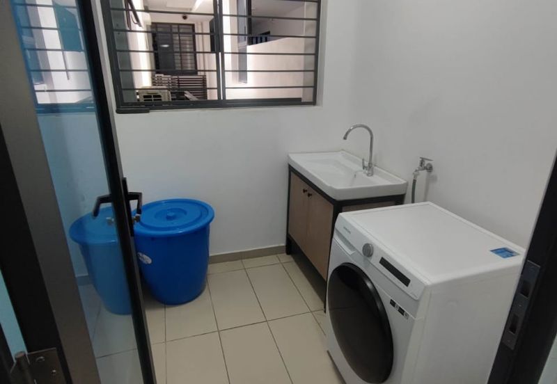 Queens Residences @ Queens Waterfront